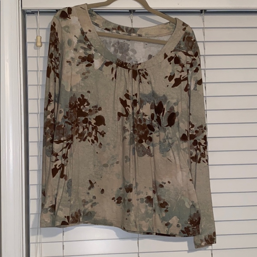 Long Sleeve flowy top